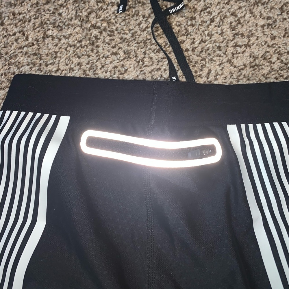 Nike Legging - Picture 4 of 4